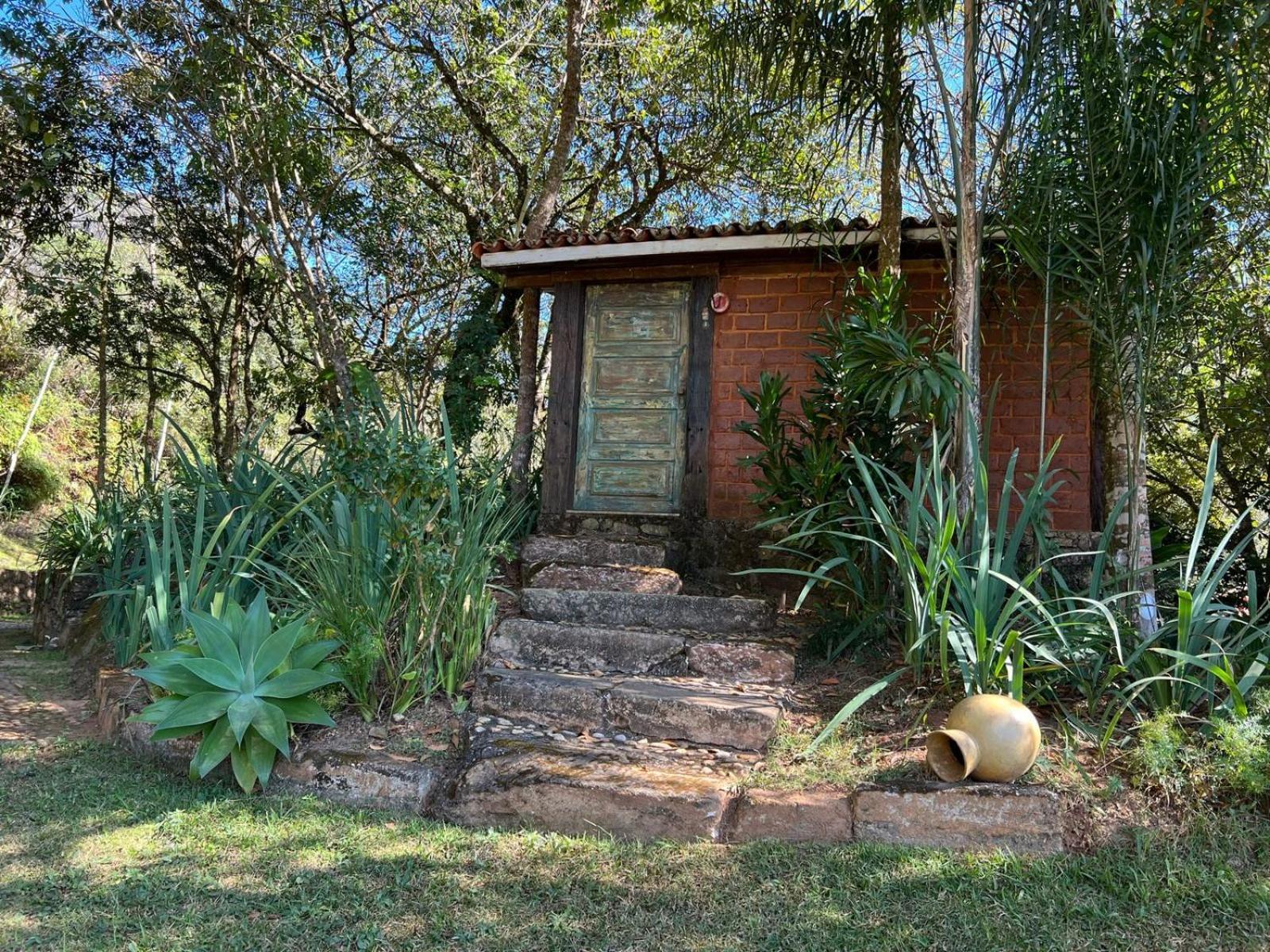 Pousada Candonga Da Serra Tiradentes Exterior photo