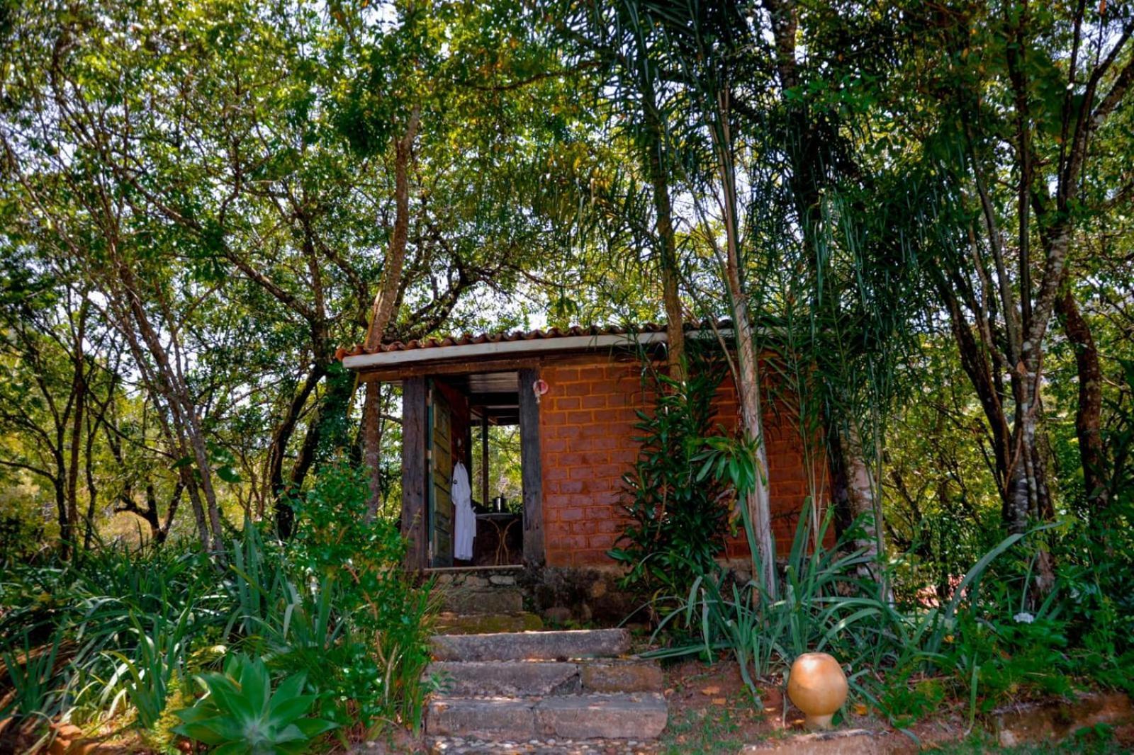 Pousada Candonga Da Serra Tiradentes Exterior photo